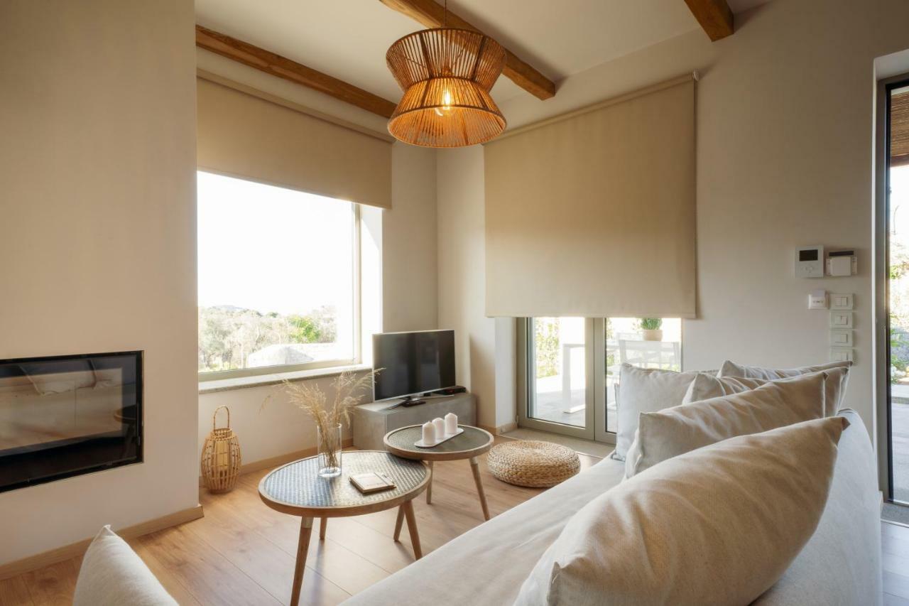 Mytilíni Elies Residences Luxury Apartments מראה חיצוני תמונה