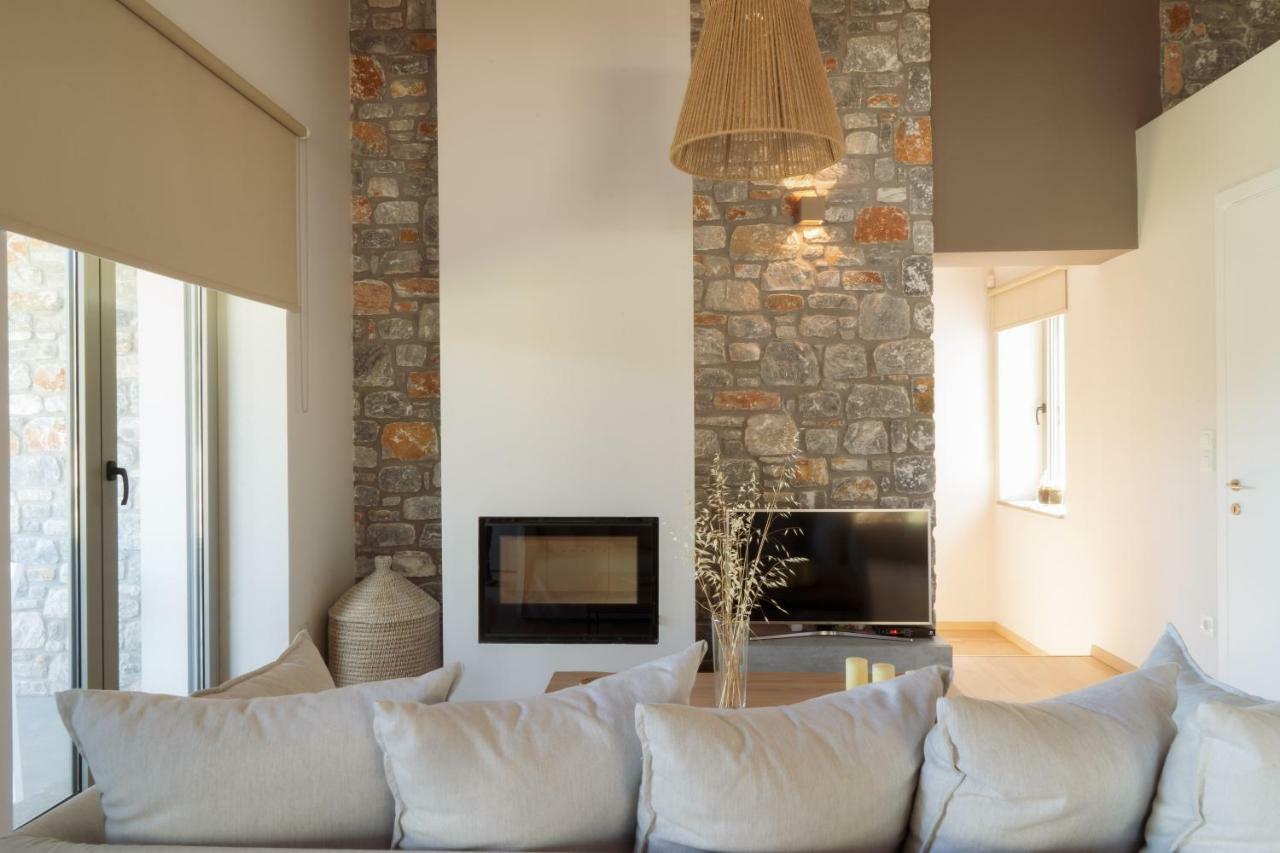 Mytilíni Elies Residences Luxury Apartments מראה חיצוני תמונה